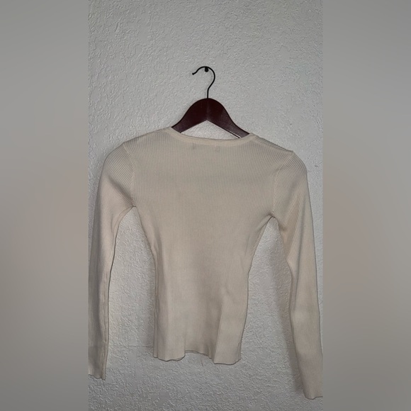 Cream colored long sleeve shirt from local shop - Picture 3 of 3